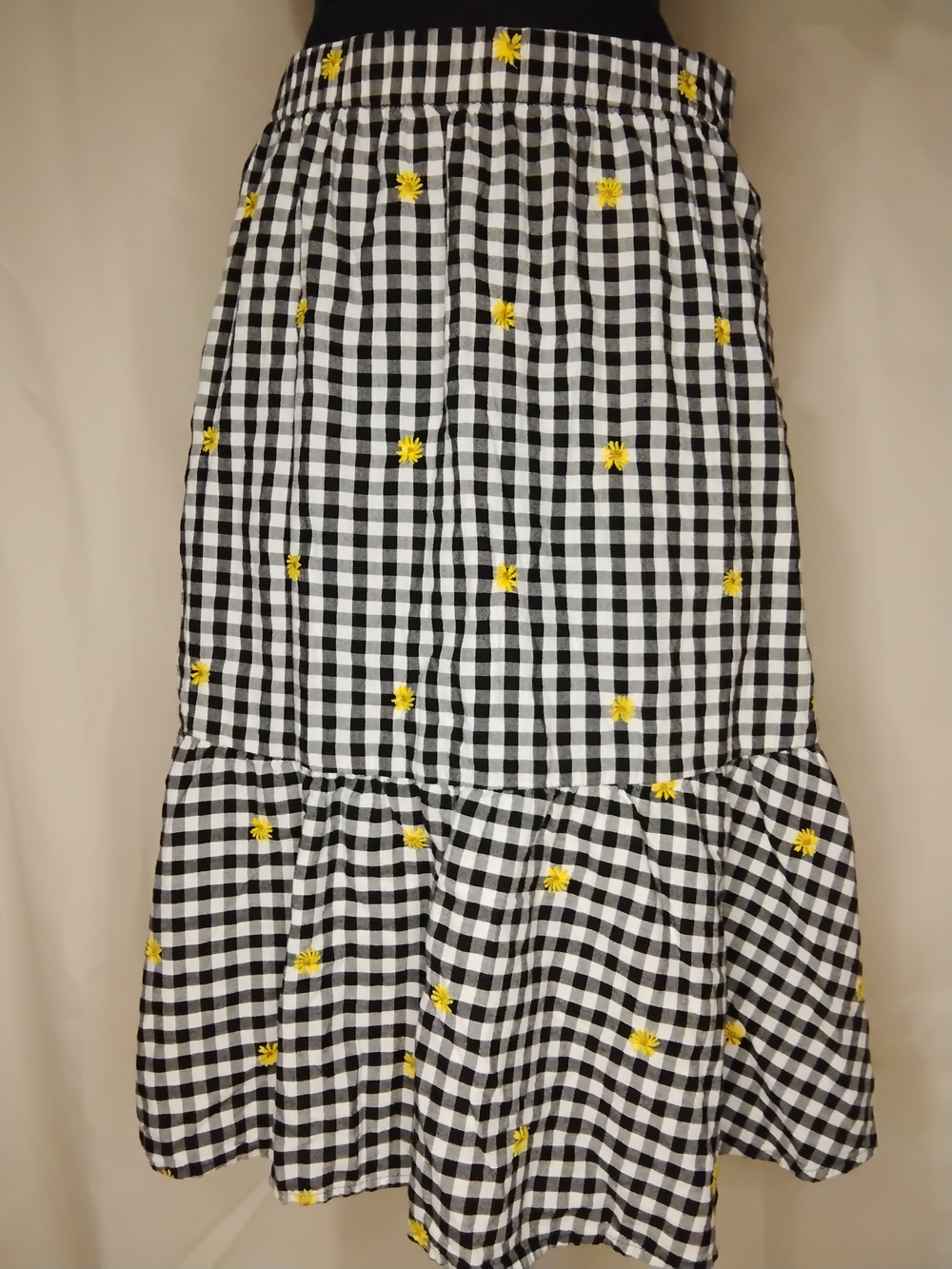 Old Navy Black & White Gingham Midi Skirt with Yellow Flower Embroidery